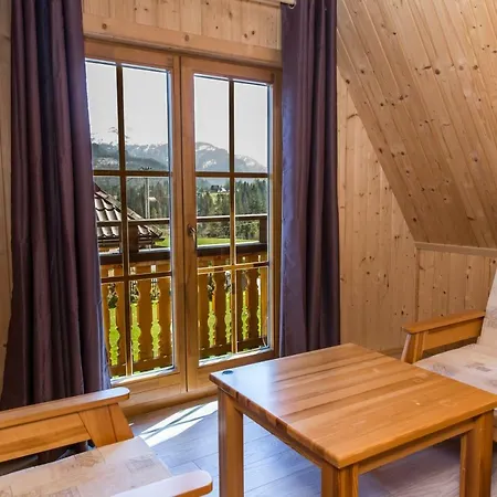 Udanypobyt Przy Lesie Appartement